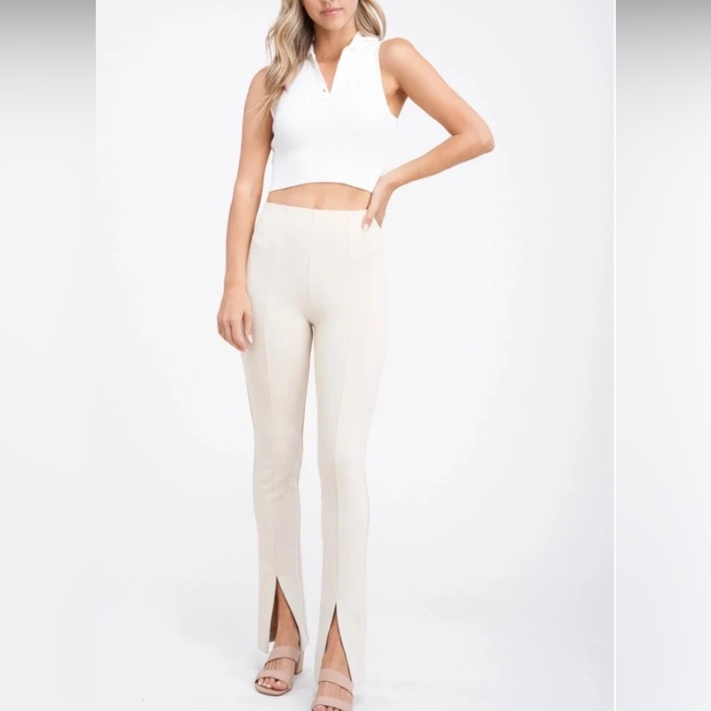 NWT Women's High Waisted Split Hem Cream Pants Small